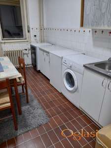 Dvosoban ušuškan stan se izdaje na Podbari